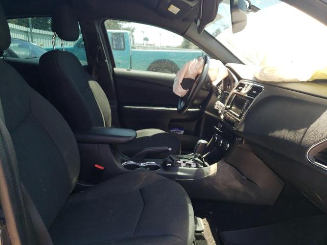 Photo 5 from auction – 2014 CHRYSLER 200 with VIN 1C3CCBBB0EN107661
