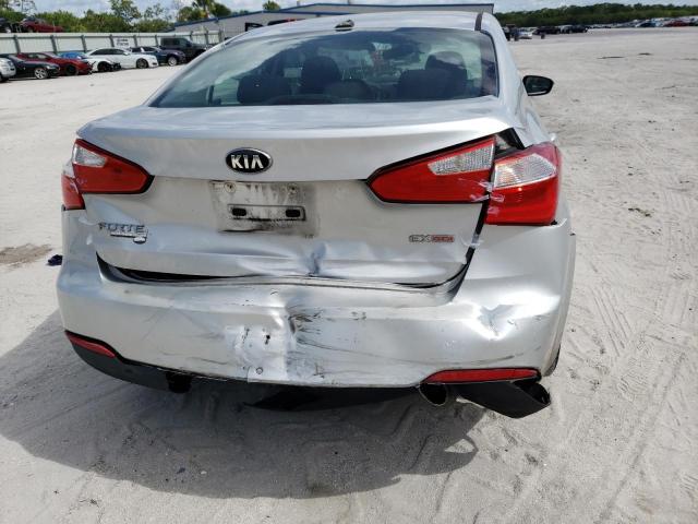 Photo 9 from auction – 2015 KIA FORTE EX with VIN KNAFX4A85F5349701