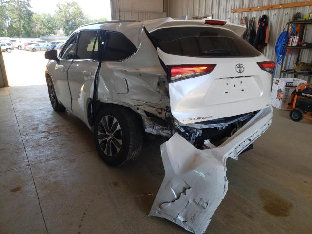 Photo 3 from auction – 2022 TOYOTA HIGHLANDER with VIN 5TDGZRAH2NS091032