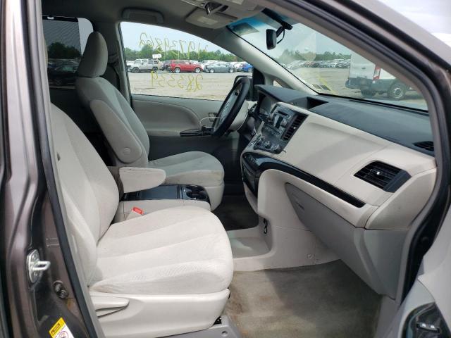 Photo 5 from auction – 2012 TOYOTA SIENNA LE with VIN 5TDKK3DC8CS220710