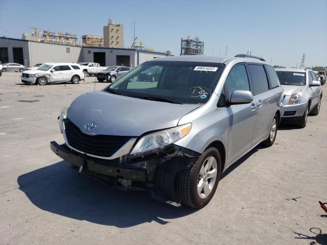Photo 2 from auction – 2014 TOYOTA SIENNA LE with VIN 5TDKK3DC4ES448061