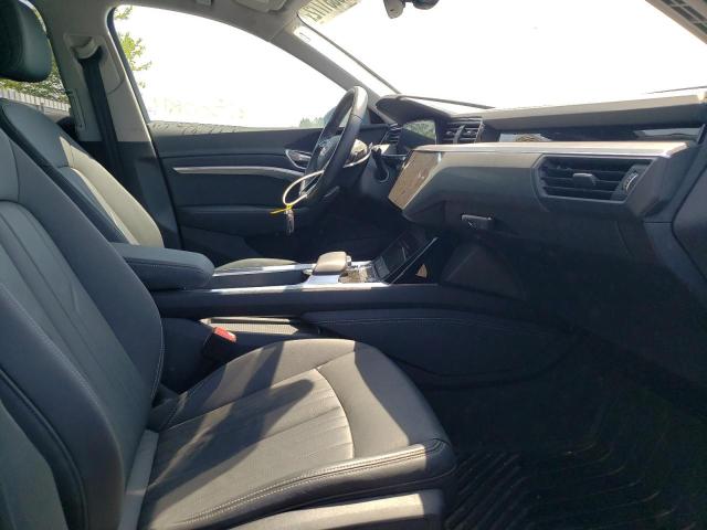 Photo 5 from auction – 2019 AUDI E-TRON PRO with VIN WA1AAAGE9KB013498