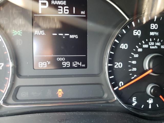 Photo 8 from auction – 2017 KIA FORTE LX with VIN 3KPFK4A74HE079795