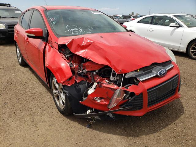 FORD FOCUS SE 2013 مع رقم تعريف المركبة 1FADP3K28DL352363 - صورة من المزاد