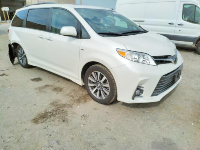 TOYOTA SIENNA 2018 z numerem VIN 5TDDZ3DCXJS199229 - Zdjęcie z aukcji