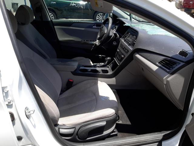 Photo 5 from auction – 2017 HYUNDAI SONATA SE with VIN 5NPE24AF0HH492019