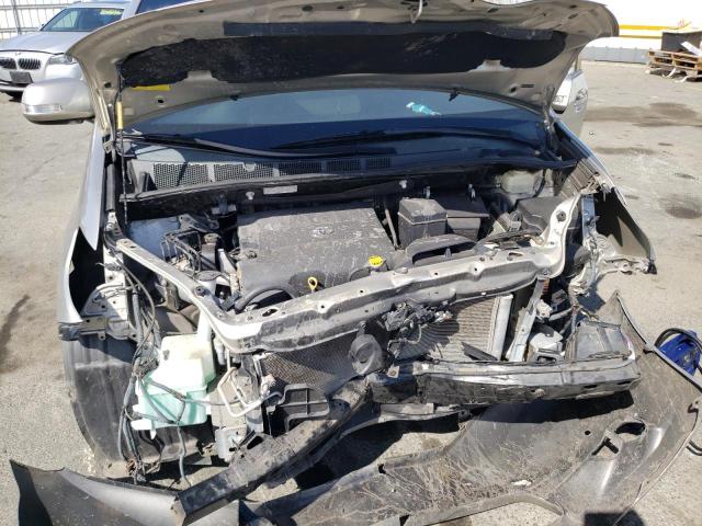 Photo 7 from auction – 2015 TOYOTA SIENNA XLE with VIN 5TDYK3DC3FS659893