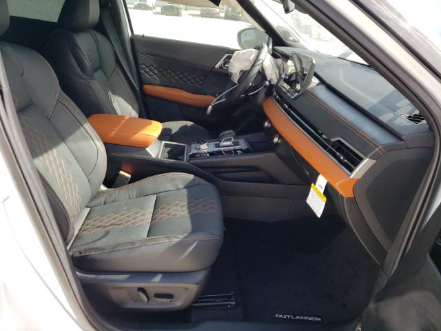 Photo 5 from auction – 2022 MITSUBISHI OUTLANDER with VIN JA4J3VA8XNZ074780