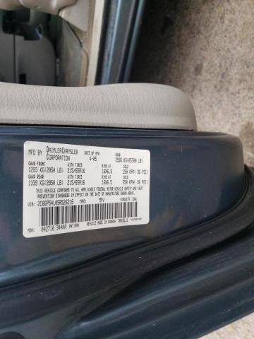 Photo 10 from auction – 2005 CHRYSLER TOWN & COU with VIN 2C8GP54L05R526216