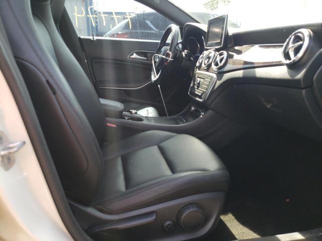 Photo 5 from auction – 2015 MERCEDES-BENZ CLA 250 with VIN WDDSJ4EB8FN280243