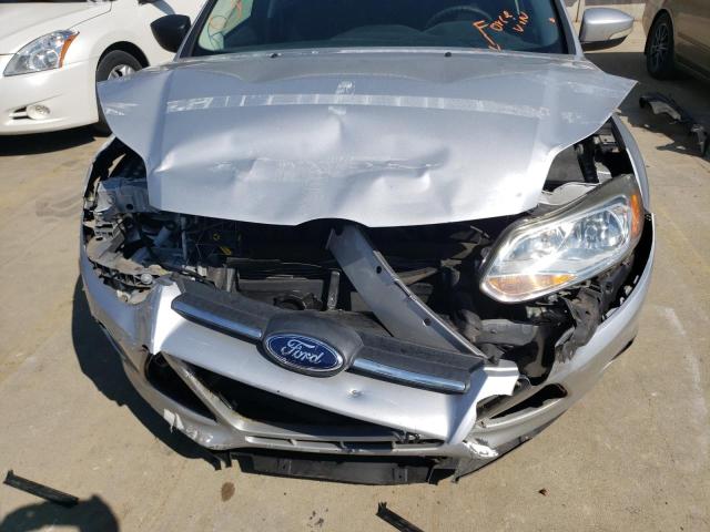 Photo 9 from auction – 2014 FORD FOCUS SE with VIN 1FADP3F27EL182251