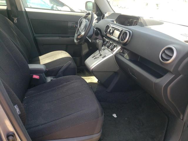 Photo 5 from auction – 2010 TOYOTA SCION XB with VIN JTLZE4FE6A1106830
