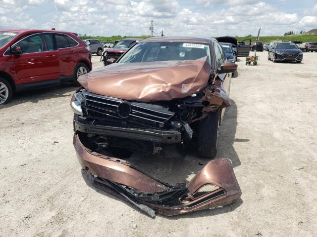 Photo 9 from auction – 2017 VOLKSWAGEN JETTA S with VIN 3VW2B7AJ5HM390277
