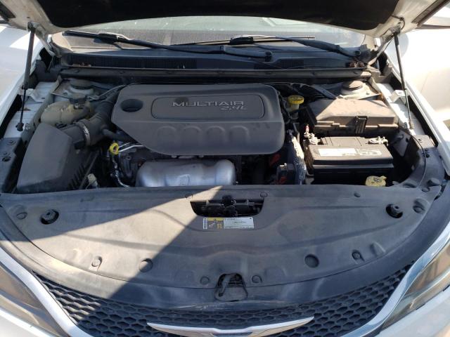 Photo 7 from auction – 2015 CHRYSLER 200 LIMITE with VIN 1C3CCCAB4FN658572