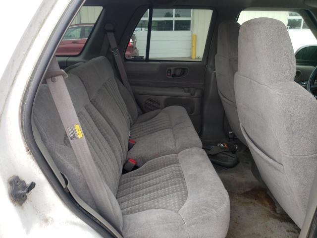 Photo 6 from auction – 2002 CHEVROLET BLAZER with VIN 1GNDT13W82K223402
