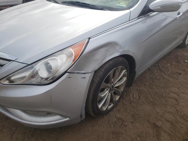 Photo 9 from auction – 2012 HYUNDAI SONATA SE with VIN 5NPEC4AB4CH451556
