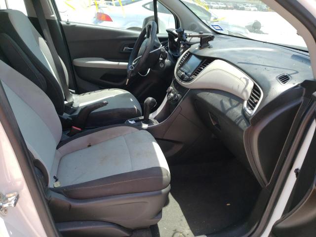 Photo 5 from auction – 2017 CHEVROLET TRAX LS with VIN KL7CJKSB5HB150669
