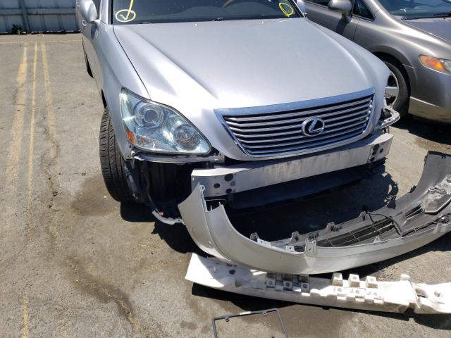 Photo 9 from auction – 2005 LEXUS LS 430 with VIN JTHBN36FX50179872