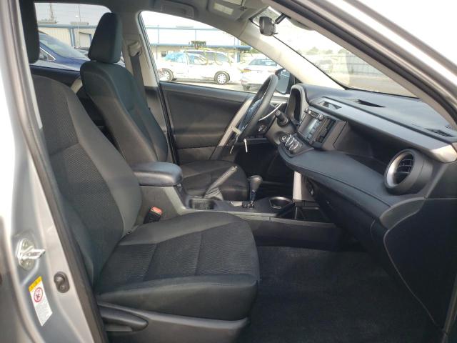 Photo 5 from auction – 2018 TOYOTA RAV4 LE with VIN 2T3BFREV1JW771533
