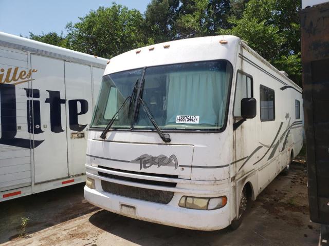Photo 2 from auction – 2001 FLEE CAMPER with VIN 5B4KP57G513330307