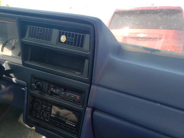 Photo 9 from auction – 1992 DODGE SPIRIT with VIN 1B3XA46KXNF104559