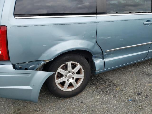 Photo 9 from auction – 2010 CHRYSLER TOWN & COU with VIN 2A4RR5D12AR189667