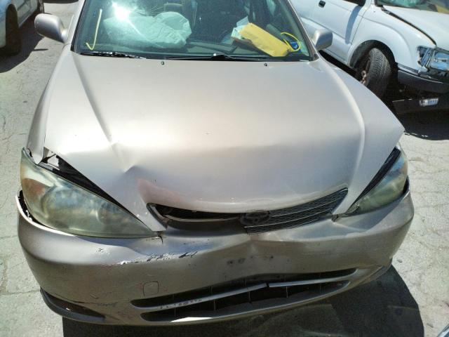 Photo 7 from auction – 2002 TOYOTA CAMRY LE with VIN JTDBE32K220036284