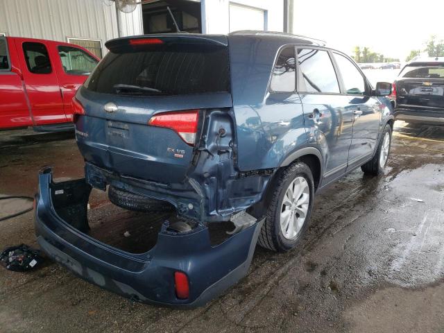 Photo 4 from auction – 2014 KIA SORENTO EX with VIN 5XYKU4A76EG477677