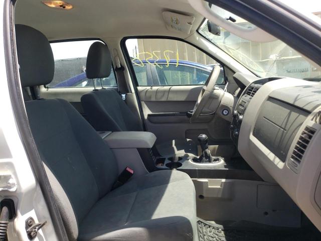 Photo 5 from auction – 2010 FORD ESCAPE XLS with VIN 1FMCU0C77AKB10975