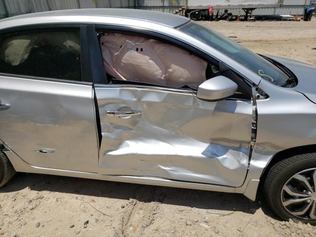 Photo 9 from auction – 2015 NISSAN SENTRA with VIN 3N1AB7AP1FY345266