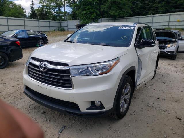 Photo 2 from auction – 2016 TOYOTA HIGHLANDER with VIN 5TDBKRFH0GS244176