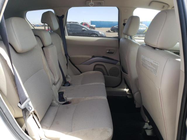 Photo 6 from auction – 2010 MITSUBISHI OUTLANDER with VIN JA4AT3AW5AZ002155