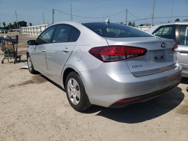 Photo 3 from auction – 2017 KIA FORTE LX with VIN 3KPFK4A76HE065350