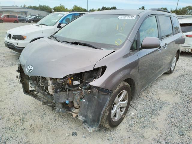 Photo 2 from auction – 2014 TOYOTA SIENNA LE with VIN 5TDKK3DC1ES455792