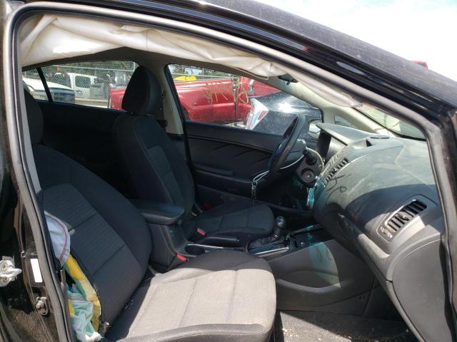 Photo 5 from auction – 2017 KIA FORTE LX with VIN 3KPFL4A79HE013840