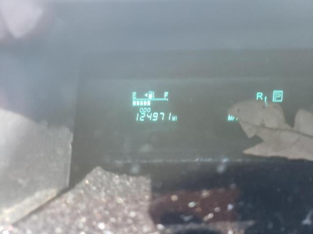 Photo 8 from auction – 2005 TOYOTA PRIUS with VIN JTDKB20UX53019338