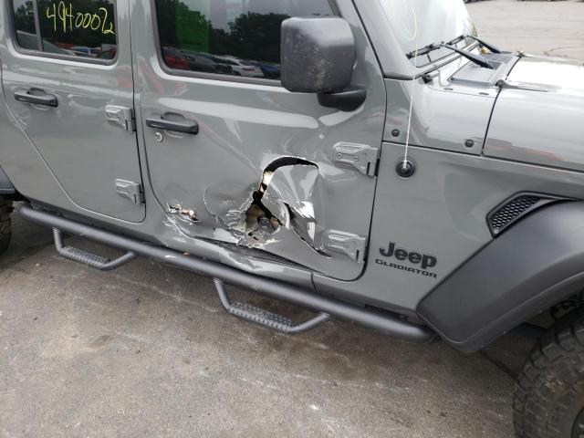 Photo 9 from auction – 2020 JEEP GLADIATOR with VIN 1C6HJTAG4LL143623