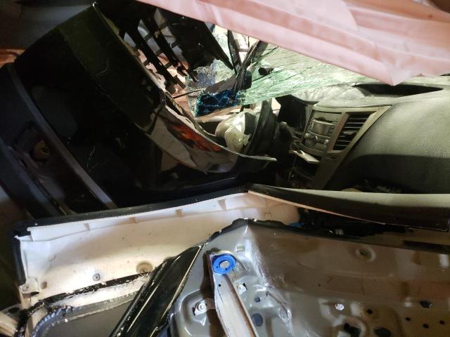 Photo 5 from auction – 2010 SUBARU OUTBACK 2. with VIN 4S4BRCKC2A3374502