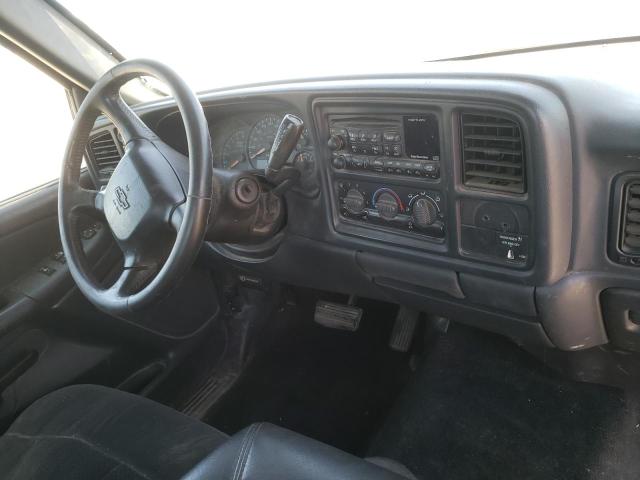 Photo 9 from auction – 2002 CHEVROLET SILVERADO with VIN 1GCEK19T02E243168