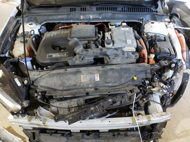 Photo 7 from auction – 2016 FORD FUSION with VIN 3FA6P0PU8GR280443