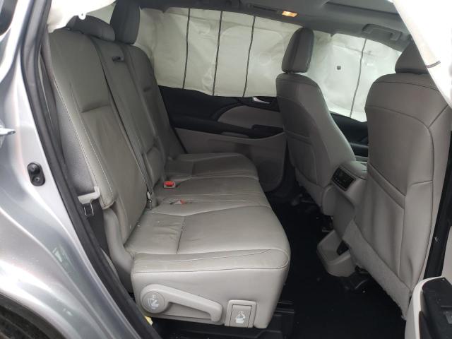 Photo 6 from auction – 2016 TOYOTA HIGHLANDER with VIN 5TDJKRFH5GS504132
