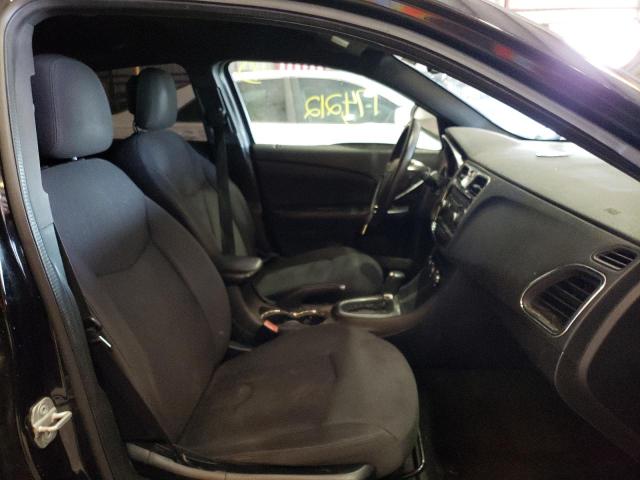 Photo 5 from auction – 2013 CHRYSLER 200 LX with VIN 1C3CCBAB6DN685828