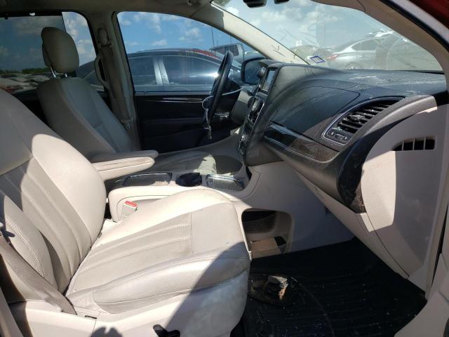 Photo 5 from auction – 2013 CHRYSLER TOWN & COU with VIN 2C4RC1CG4DR569104