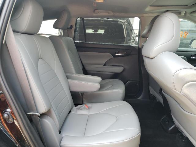 Photo 6 from auction – 2021 TOYOTA HIGHLANDER with VIN 5TDGZRAH8MS538185