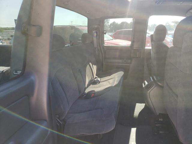Photo 6 from auction – 2001 CHEVROLET 1500 SILVE with VIN 2GCEC19T011118510