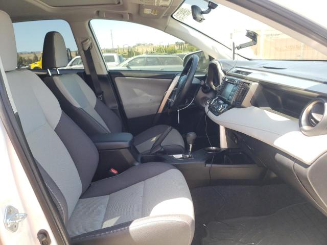Photo 5 from auction – 2015 TOYOTA RAV4 XLE with VIN JTMRFREV0FD153056
