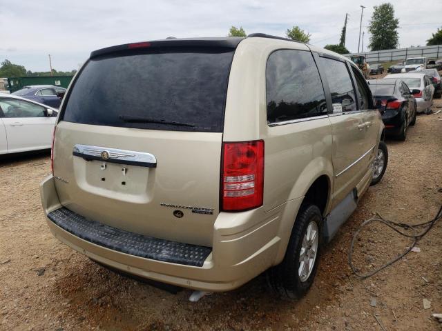 Photo 4 from auction – 2010 CHRYSLER TOWN & COU with VIN 2A4RR8D12AR368907