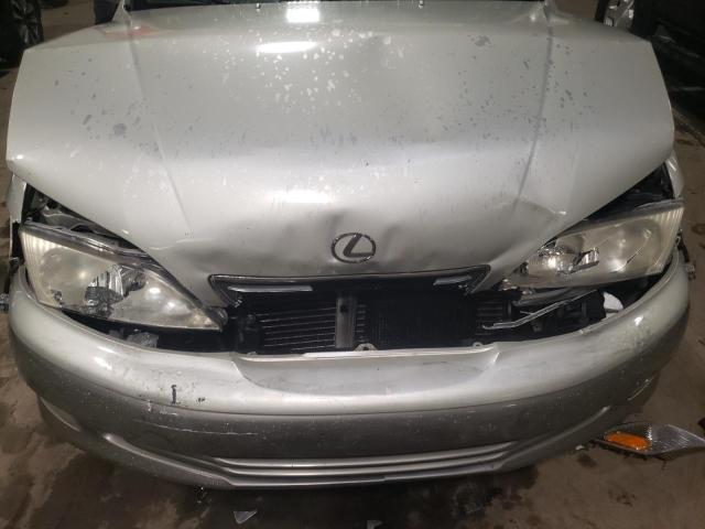 Photo 9 from auction – 2001 LEXUS ES 300 with VIN JT8BF28G710317469