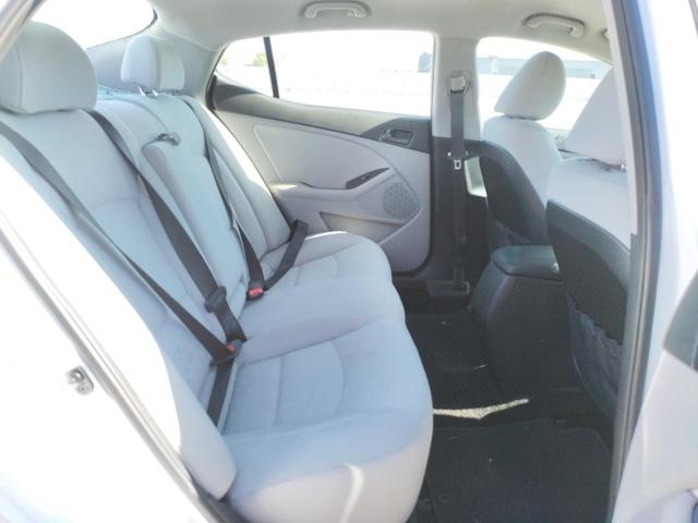 Photo 6 from auction – 2015 KIA OPTIMA LX with VIN 5XXGM4A76FG447610