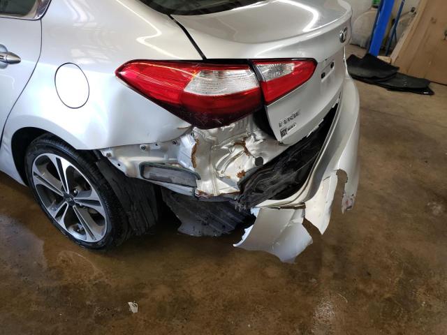 Photo 9 from auction – 2014 KIA FORTE EX with VIN KNAFX4A83E5099776